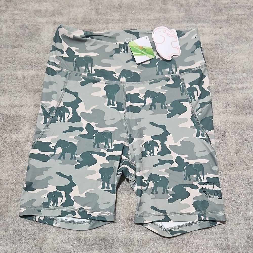 Ivory Ella Green Camo Shorts